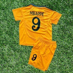 Kids Soccer jersey Kylian Mbappe Real Madrid orange away with shorts